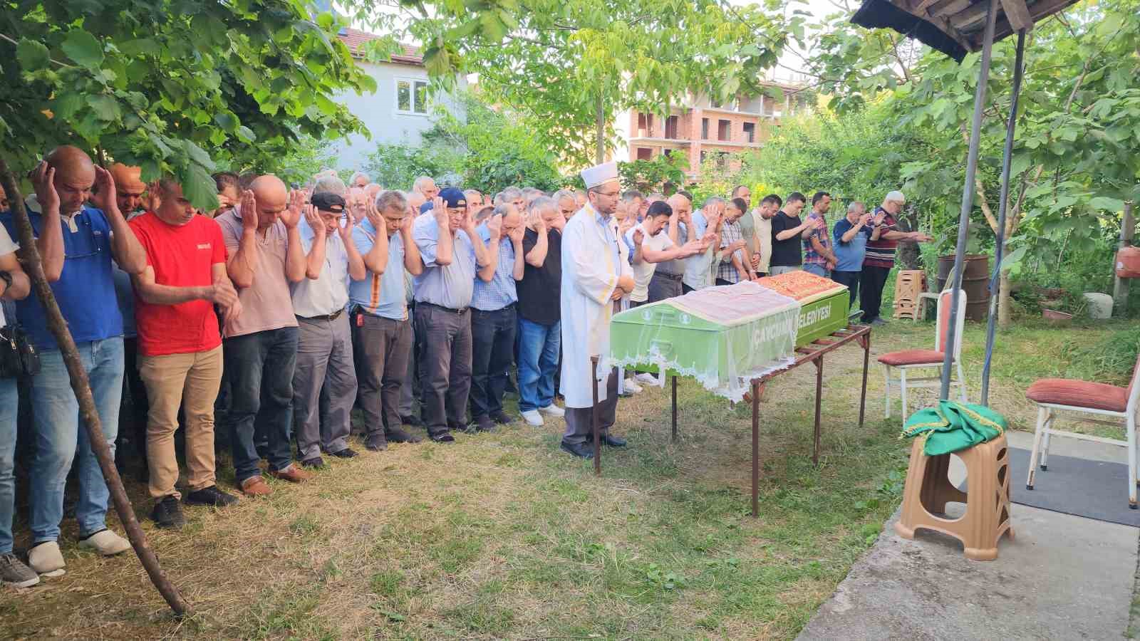 8 aylık yaşam savaşını kaybeden Nurseda toprağa verildi
