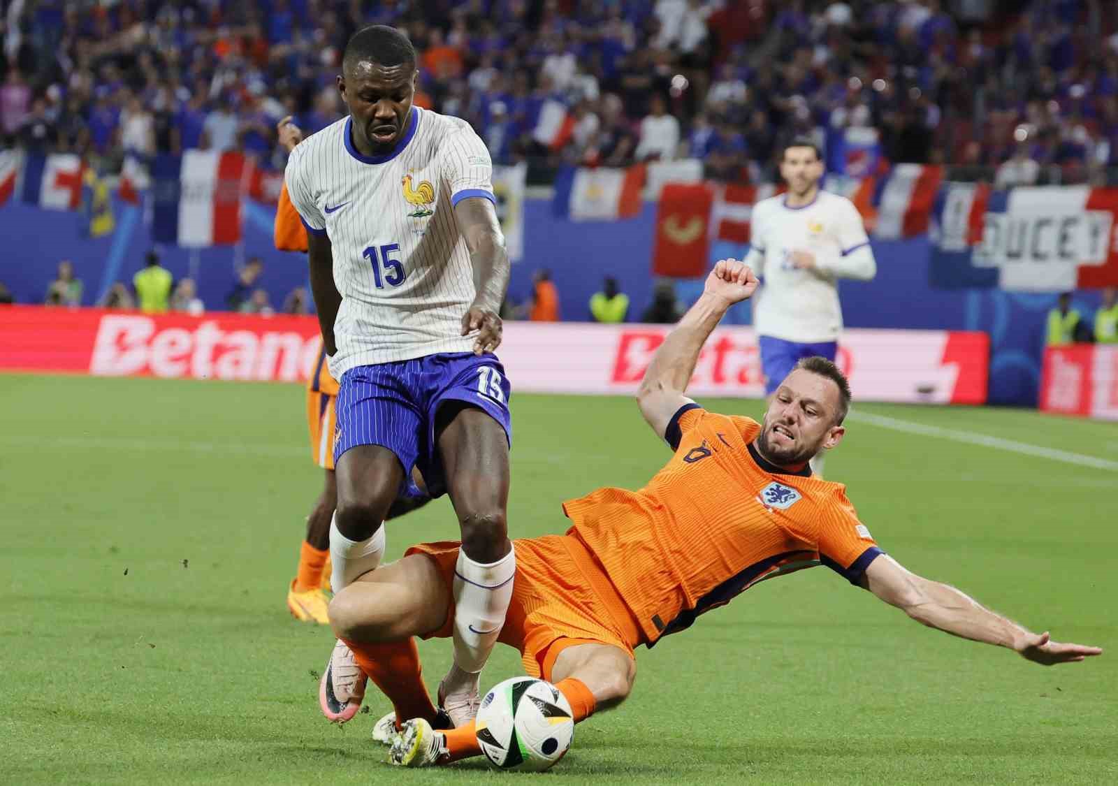 EURO 2024: Hollanda: 0 - Fransa: 0
