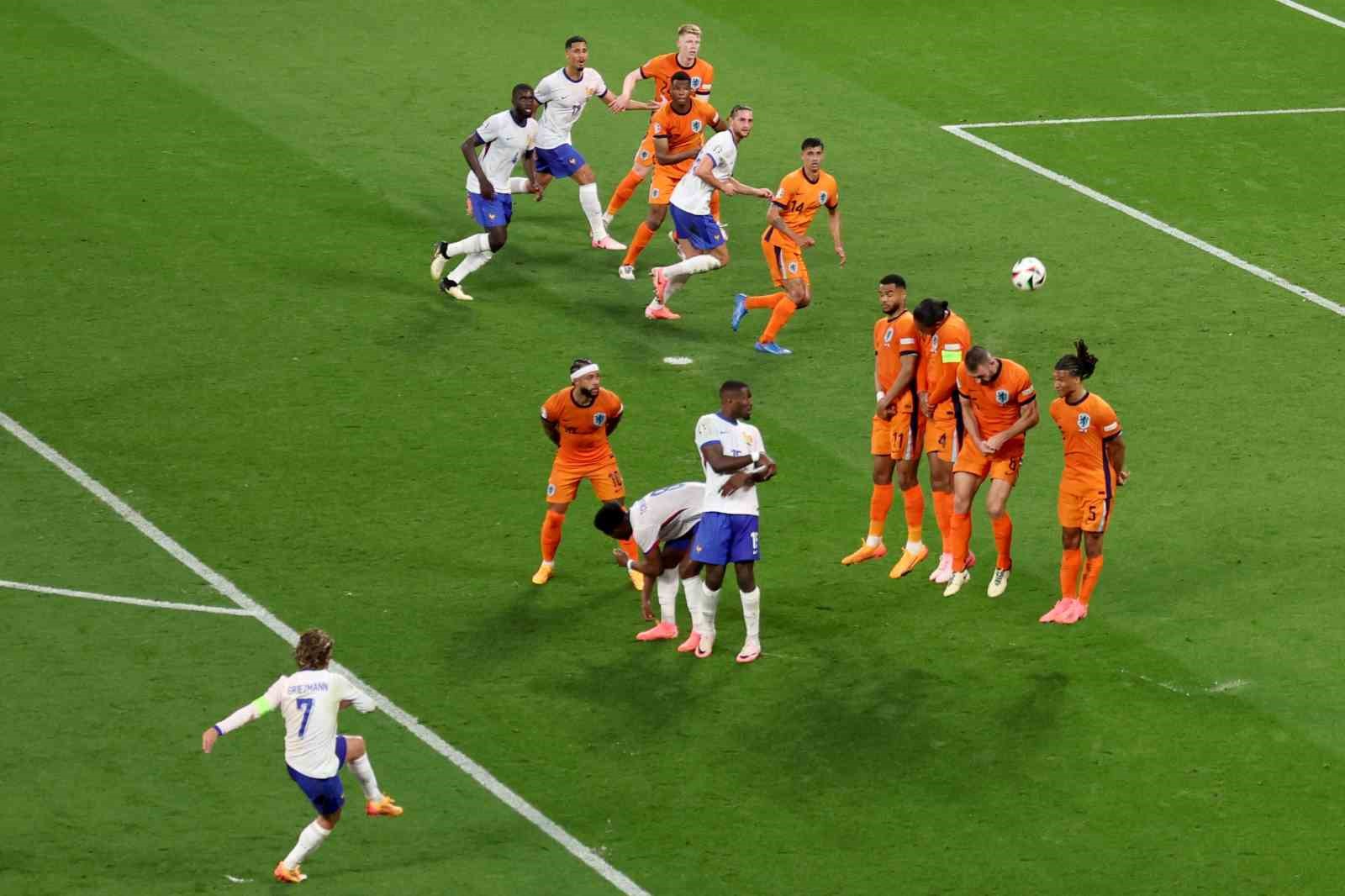 EURO 2024: Hollanda: 0 - Fransa: 0
