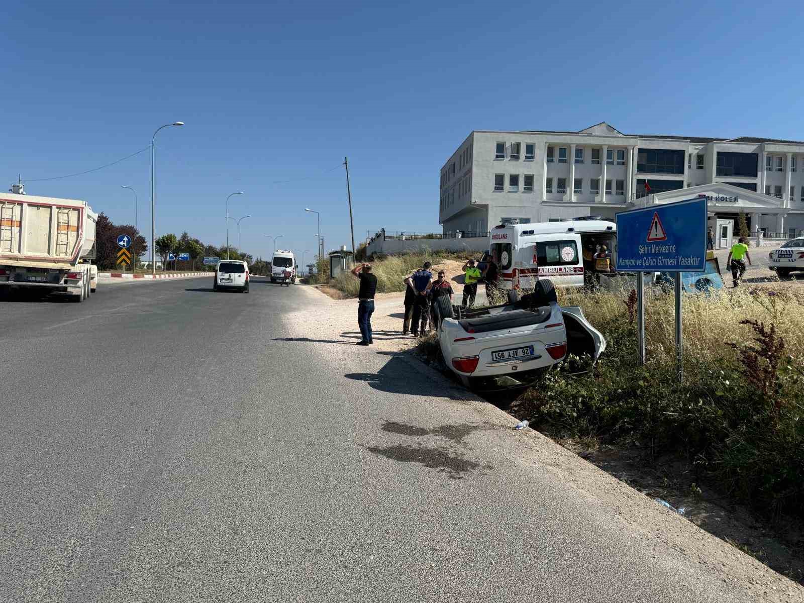 Bu araçtan burunları bile kanamadan çıktılar
