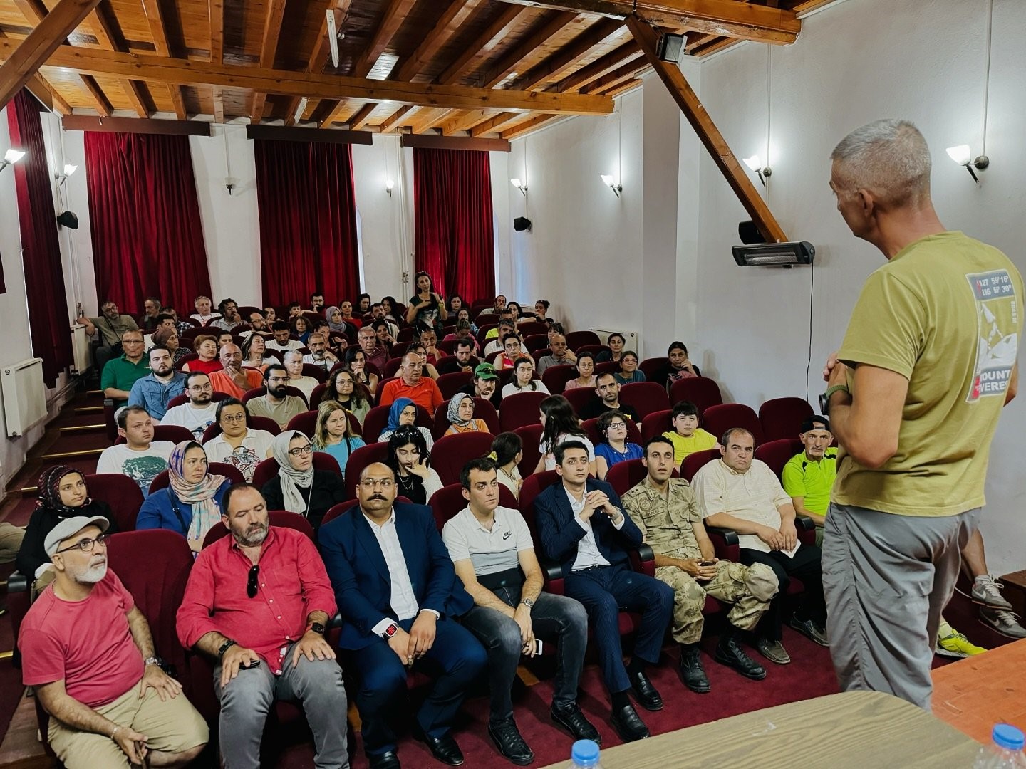 Milli Dağcı Tunç Fındık, Erzincan’da tırmanış gerçekleştirdi
