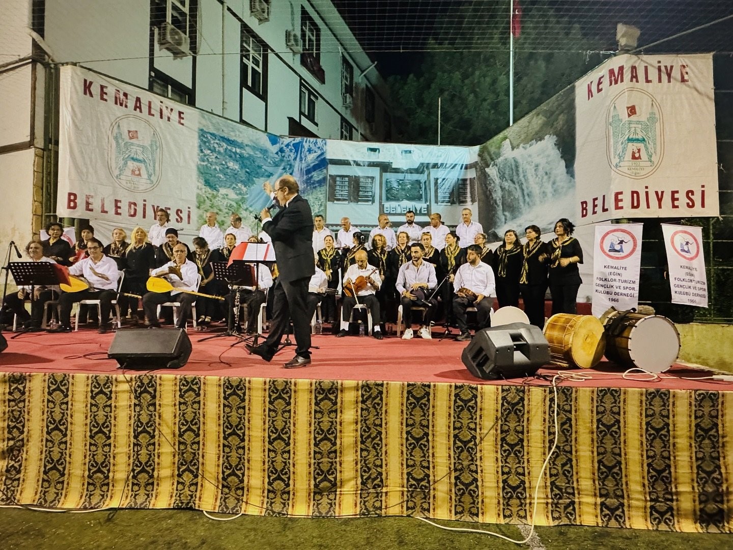 Kemaliye’de koro ve folklor konseri gerçekleştirildi
