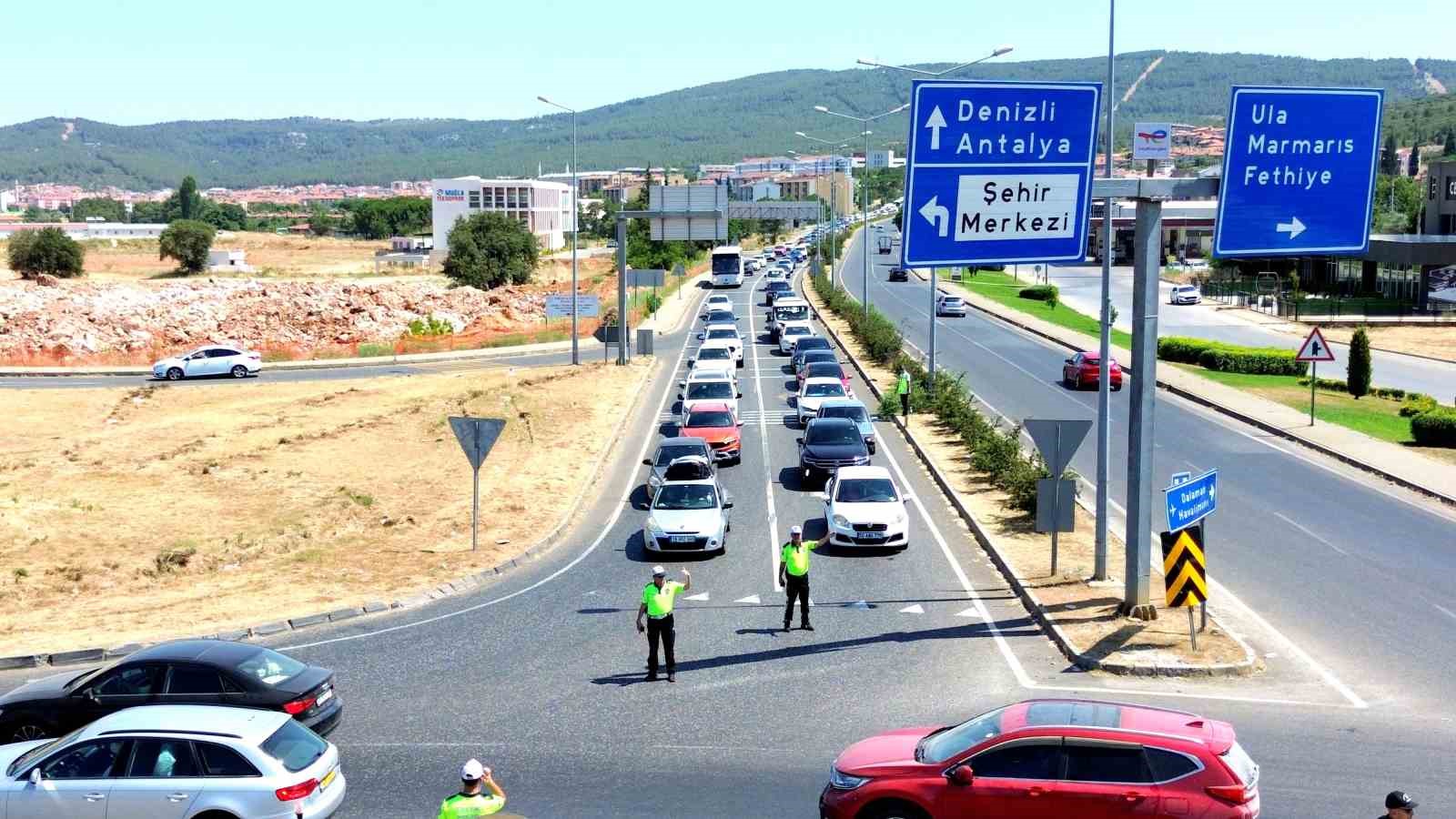 Bayram tatili bitti, dönüş telaşı başladı
