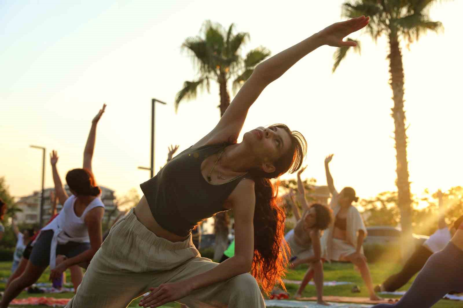 Antalya Büyükşehir’den Dünya Yoga Günü’ne özel etkinlik
