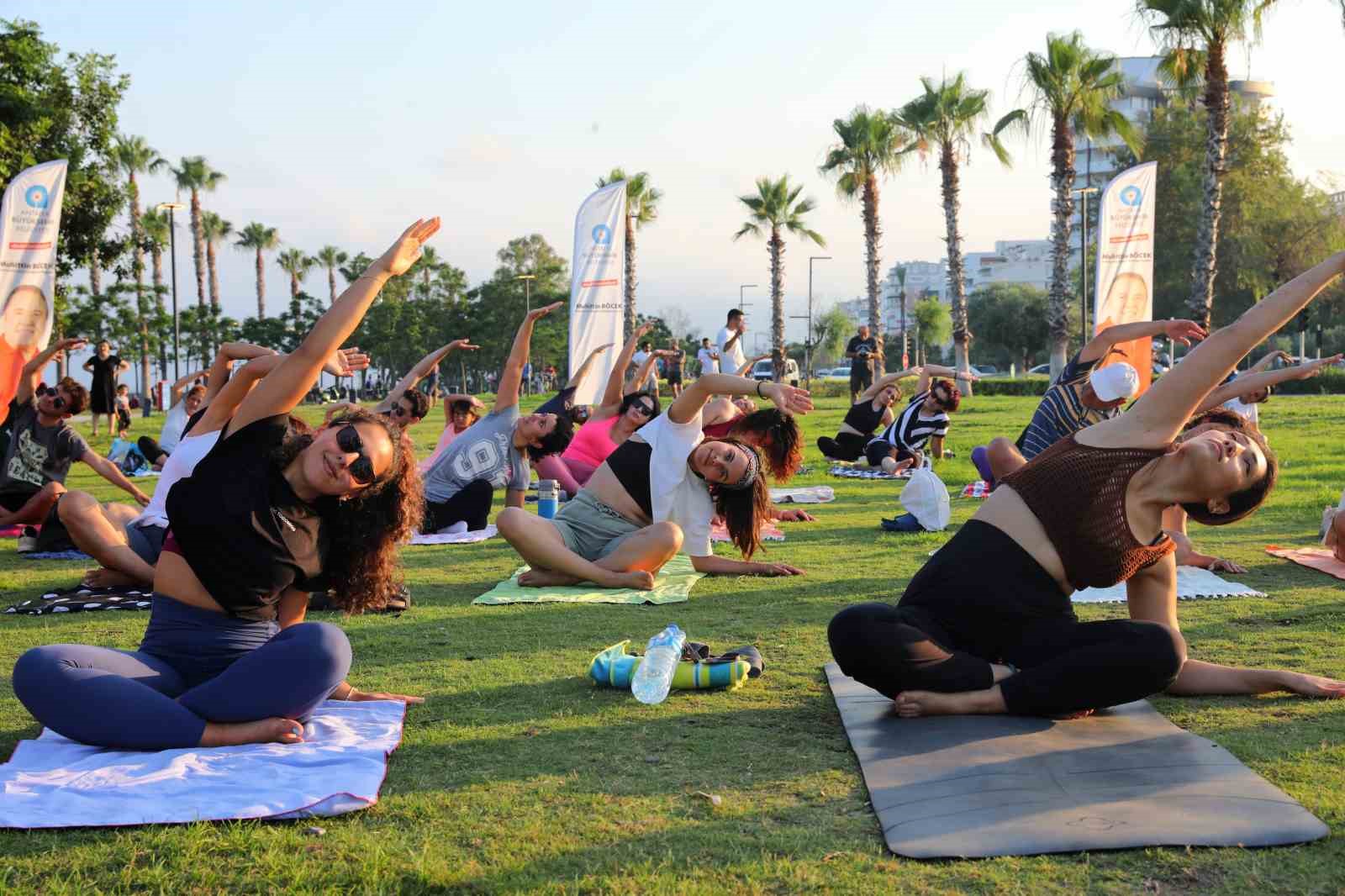 Antalya Büyükşehir’den Dünya Yoga Günü’ne özel etkinlik
