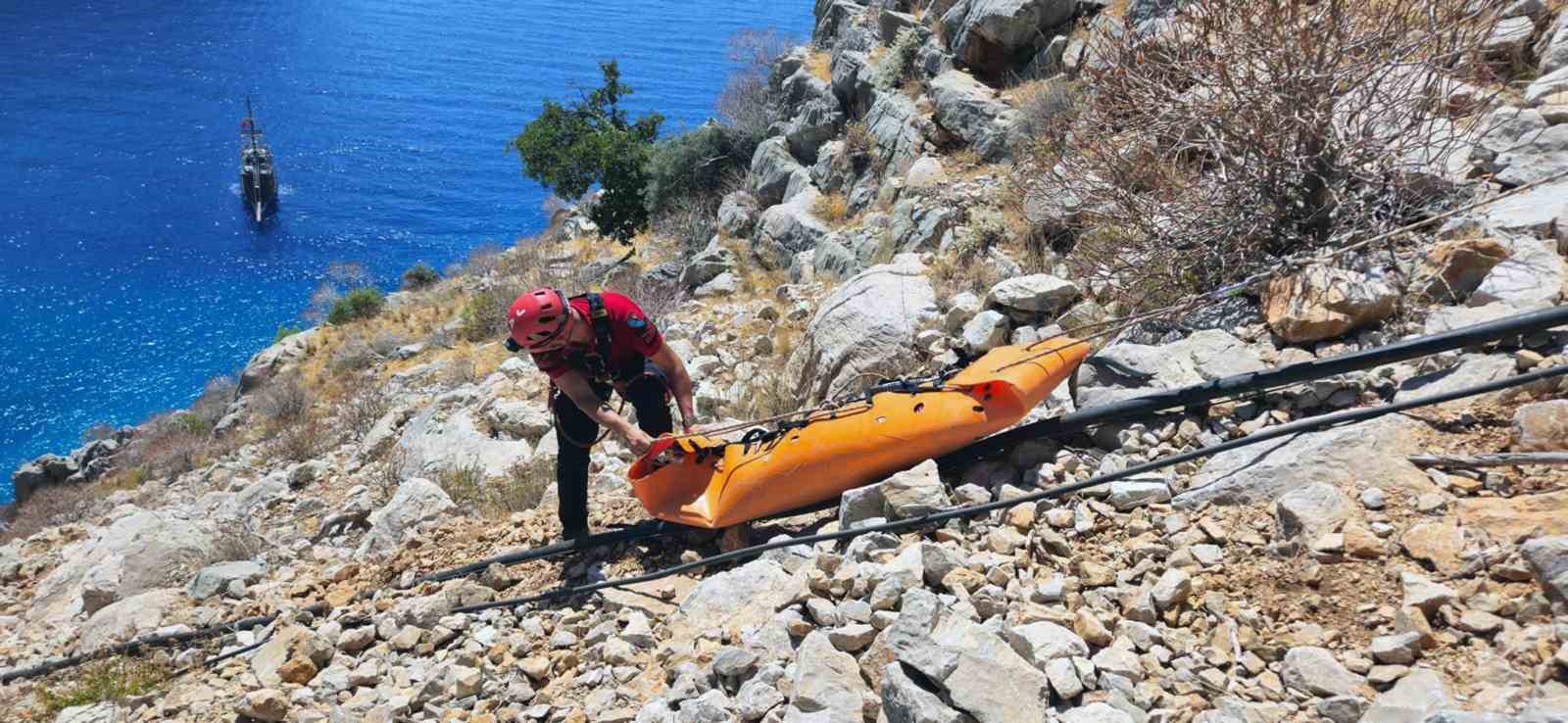 Kelebekler Vadisinden düşen vatandaş yaşamını yitirdi
