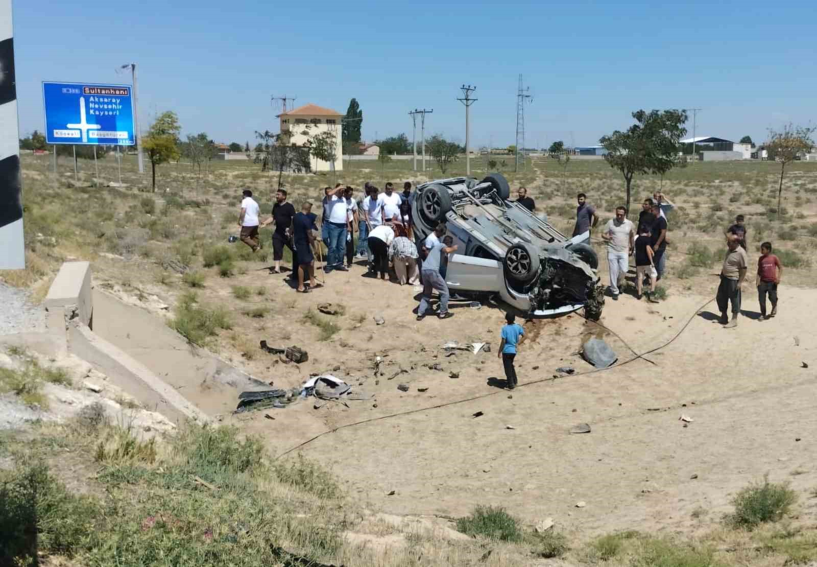 Aksaray’da trafik kazası: 2’si çocuk 3 yaralı
