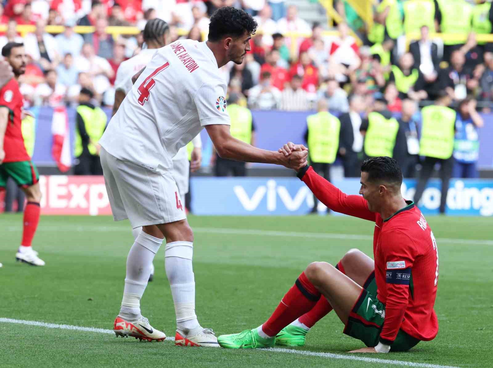 EURO 2024: Türkiye: 0 - Portekiz: 2 (İlk yarı)
