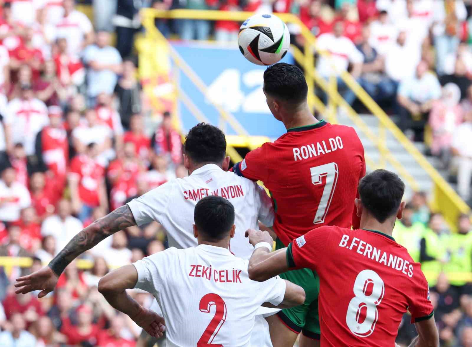 EURO 2024: Türkiye: 0 - Portekiz: 2 (İlk yarı)
