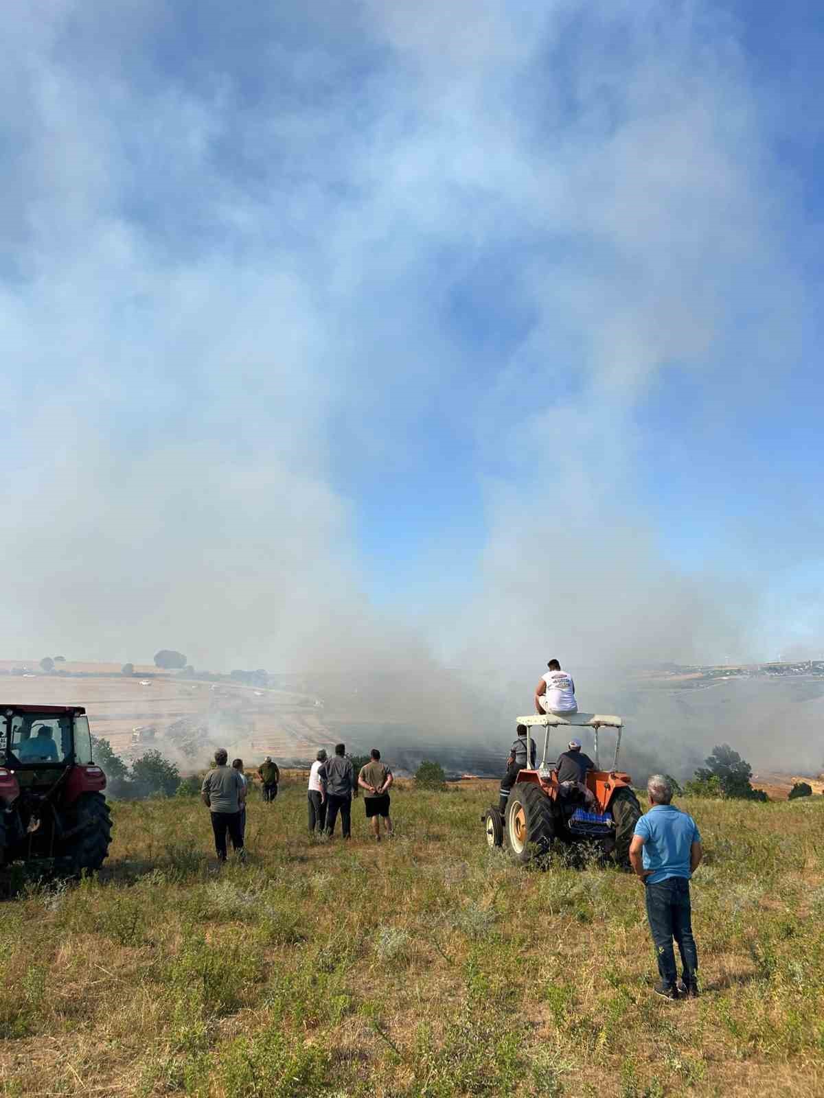 Tekirdağ’da alev alev yanan buğday tarlası küle döndü
