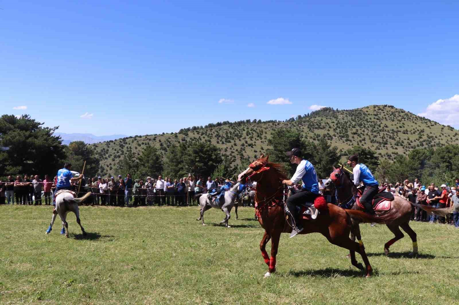 Şenkaya’da festival coşkusu
