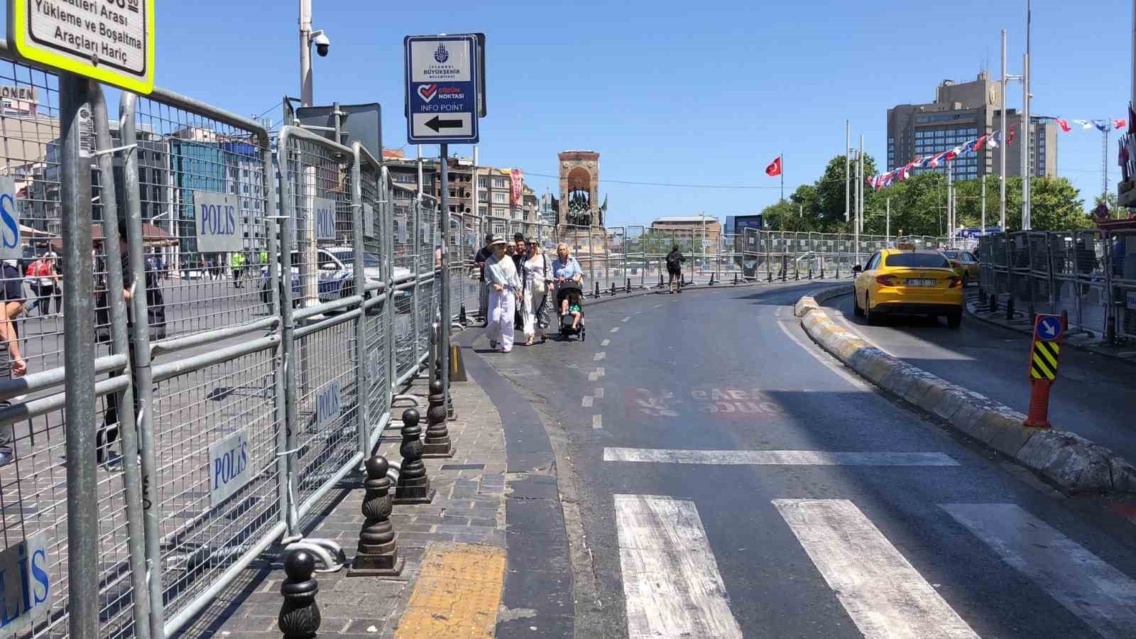 İstanbul Valiliği kararıyla Taksim ve Şişhane metro istasyonu kapatıldı
