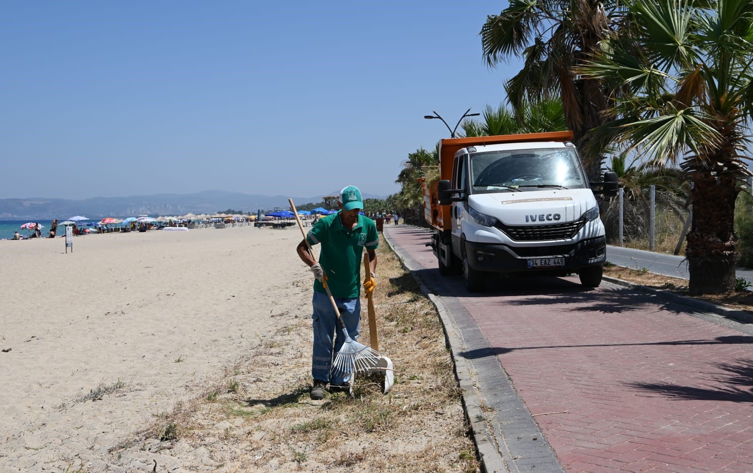 Kuşadası plajlarında detaylı bakım ve temizlik çalışması yapıldı
