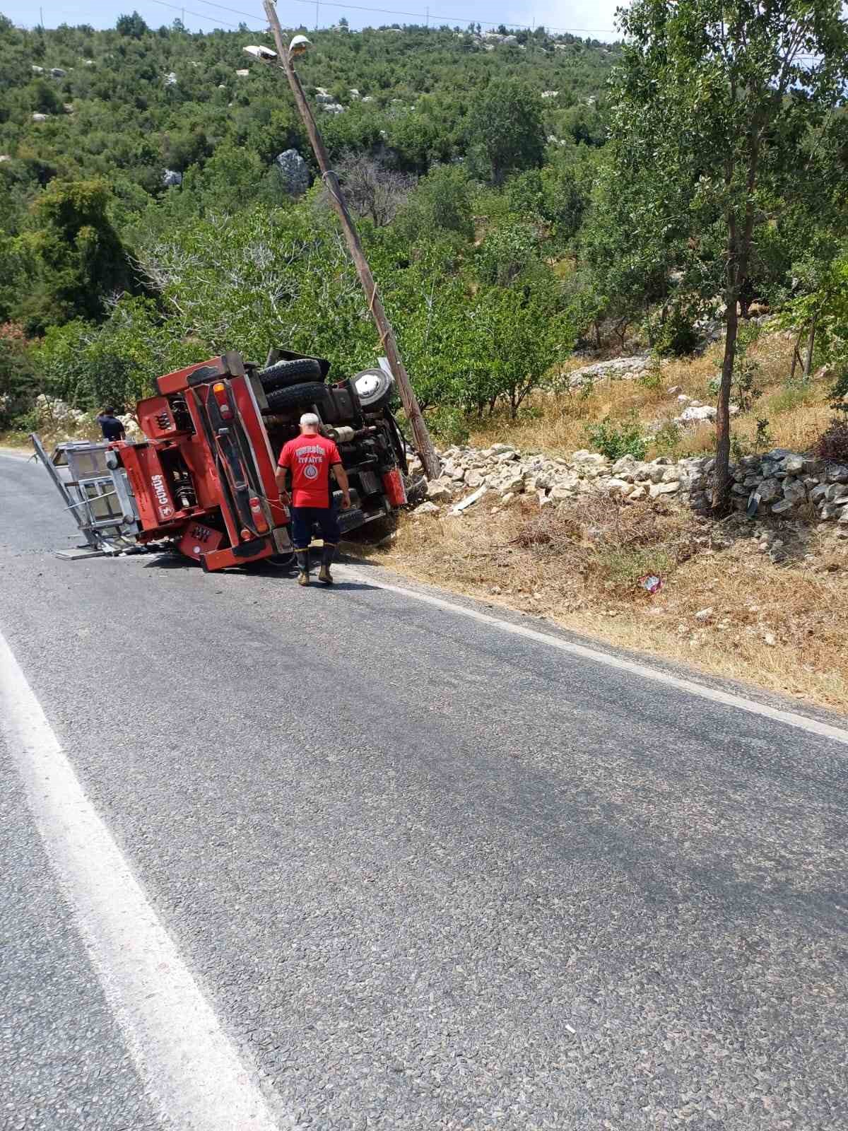 Çamlıyayla yolunda kaza: 1 yaralı
