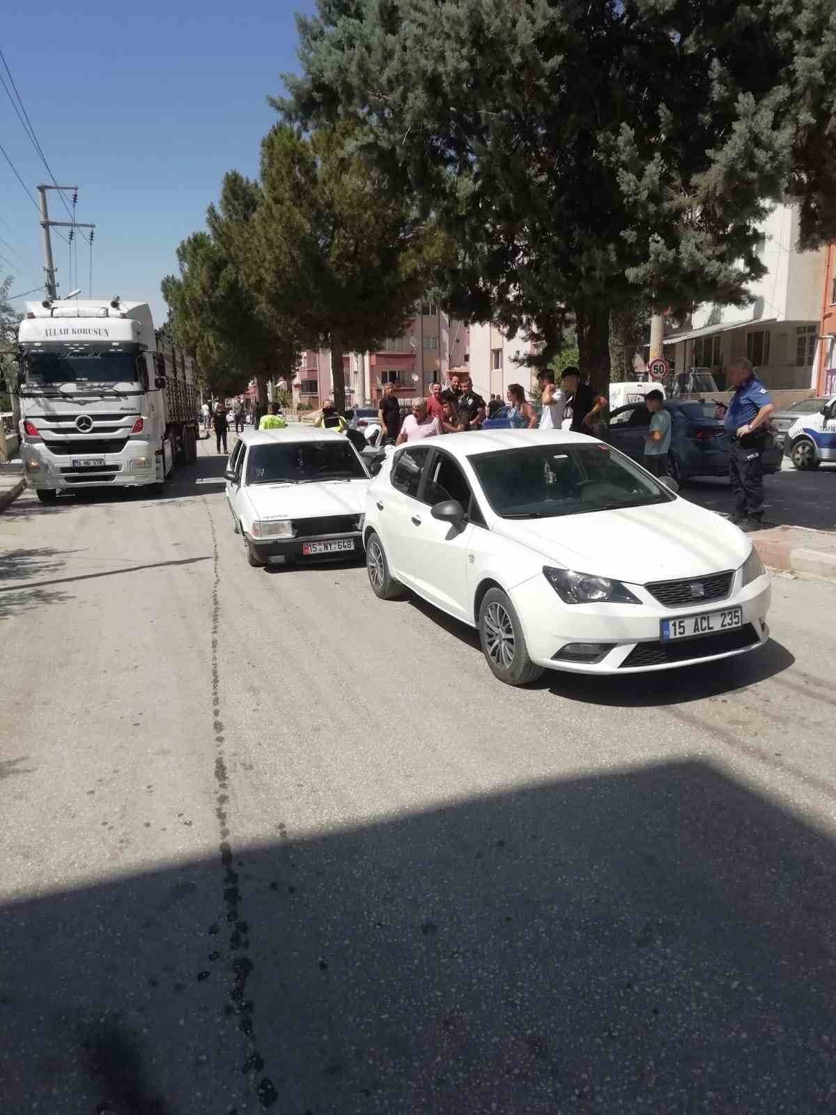 Burdur’da polisleri peşine takan 17 yaşındaki gence 82 bin TL ceza
