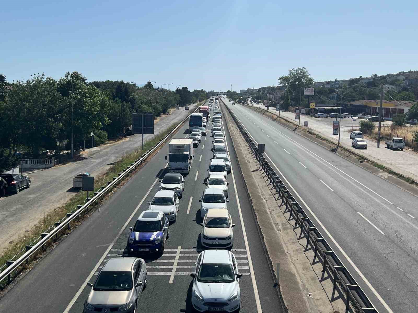 Tekirdağ’da dönüş yoğunluğu devam ediyor
