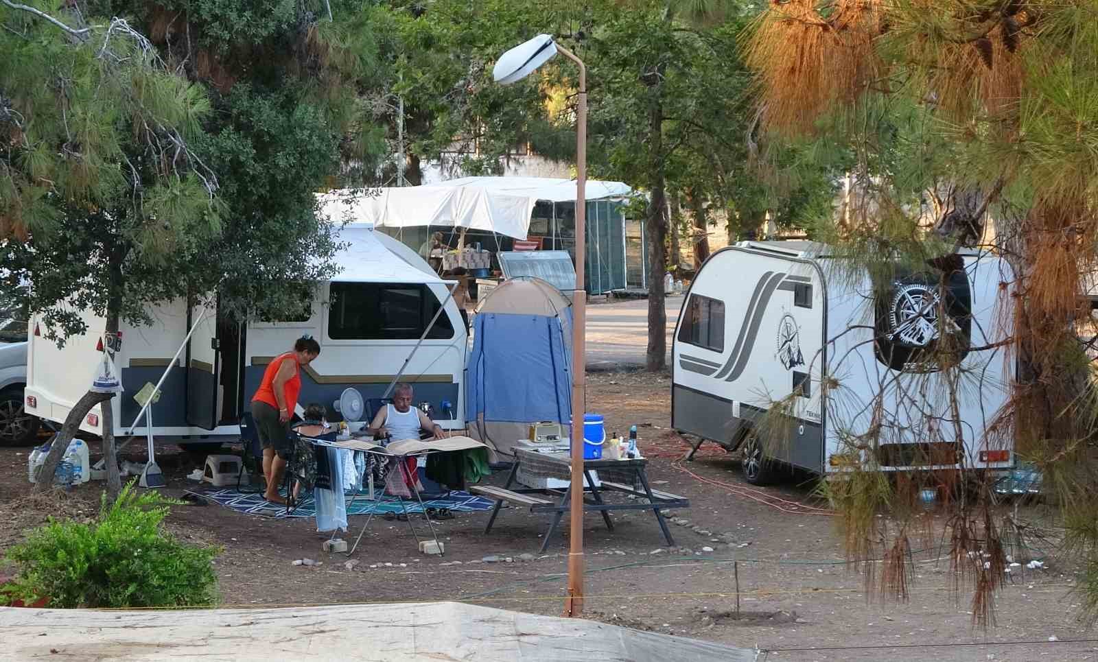 Hem doğa ile iç içe hem ekonomik: Karavan ve çadır tatilini 40 bin kişi tercih etti
