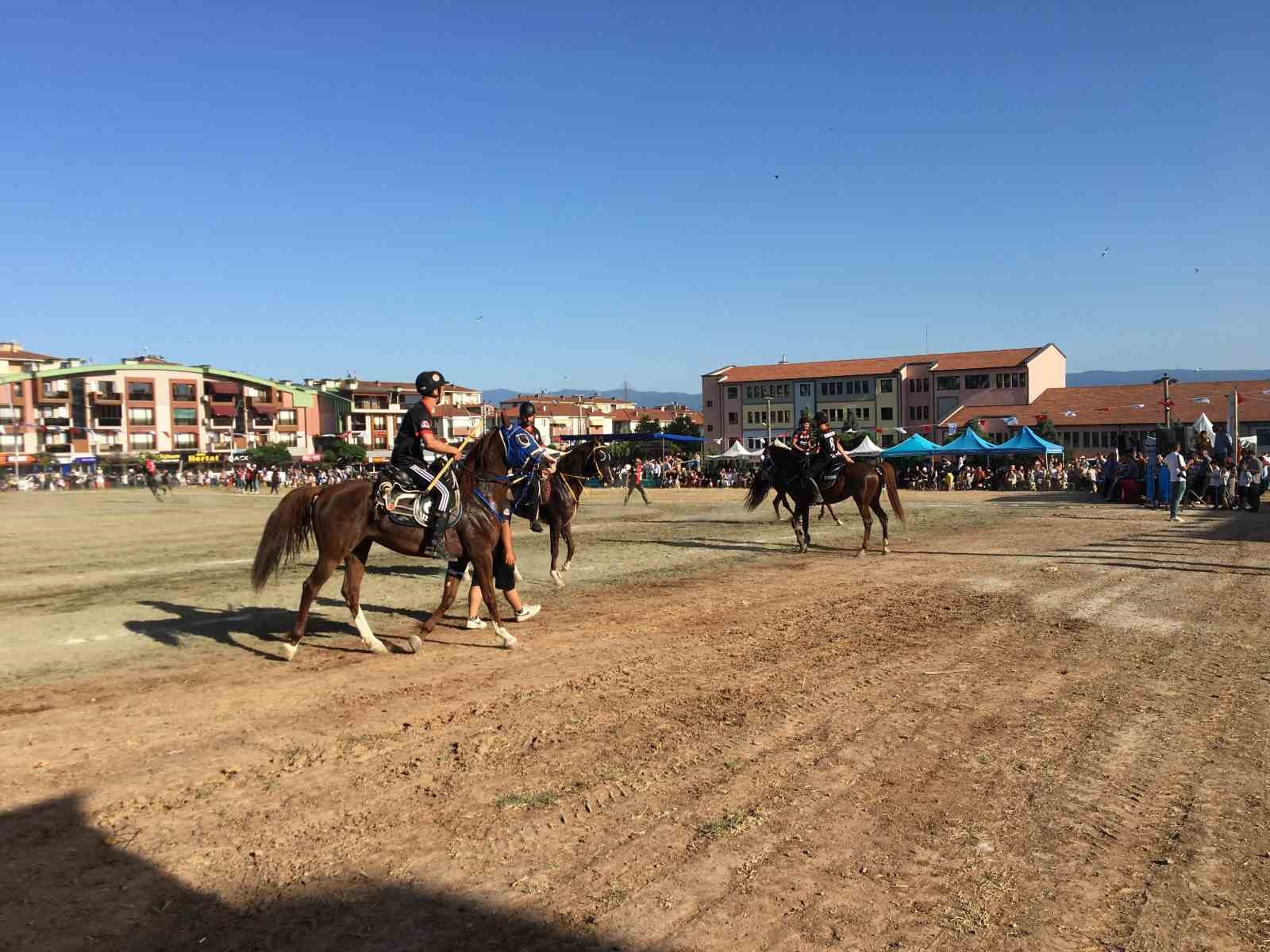 Kocaeli’de cirit şöleni nefesleri kesti
