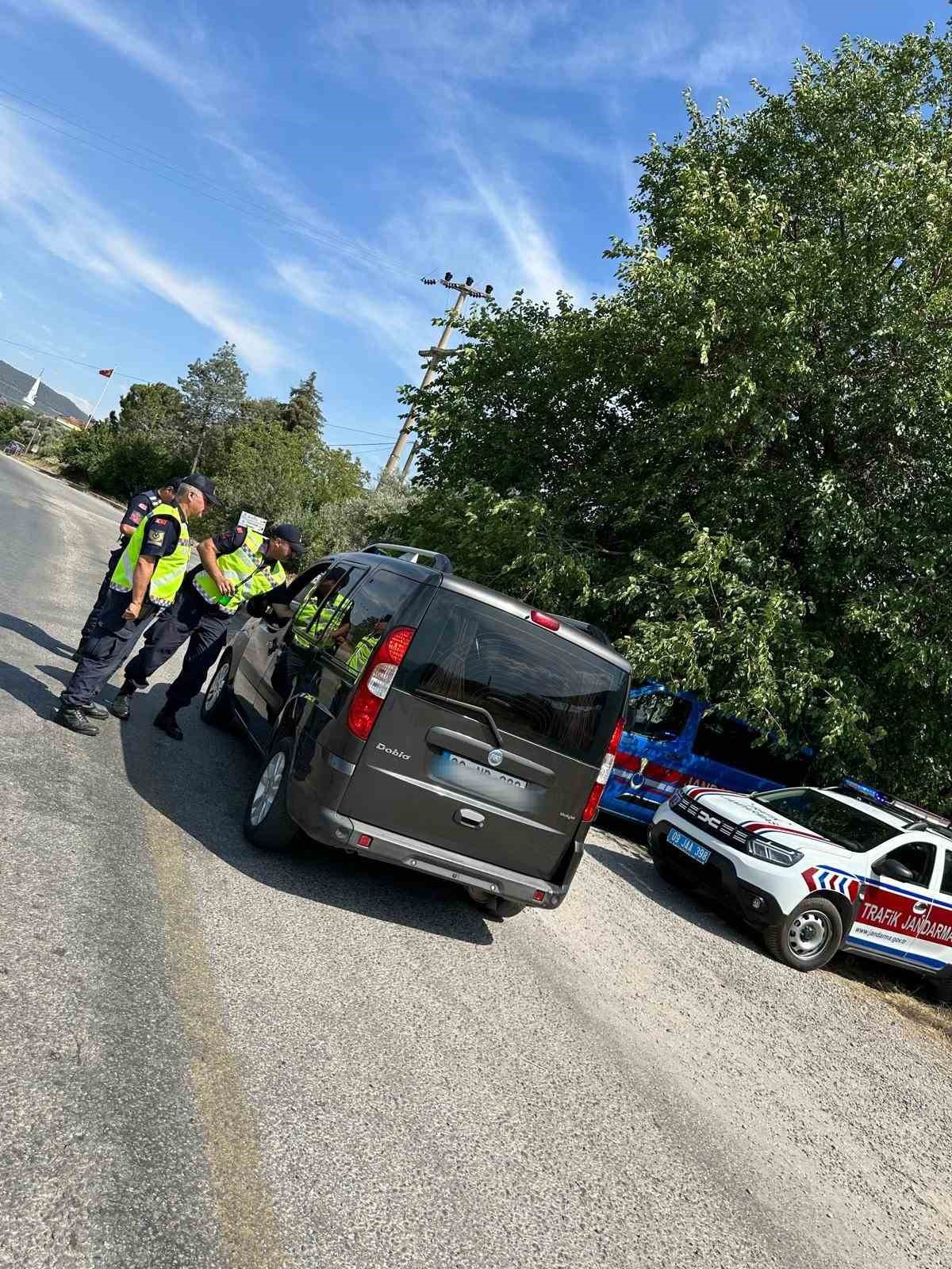 Aydın’da 11 günde 142 araç trafikten men edildi
