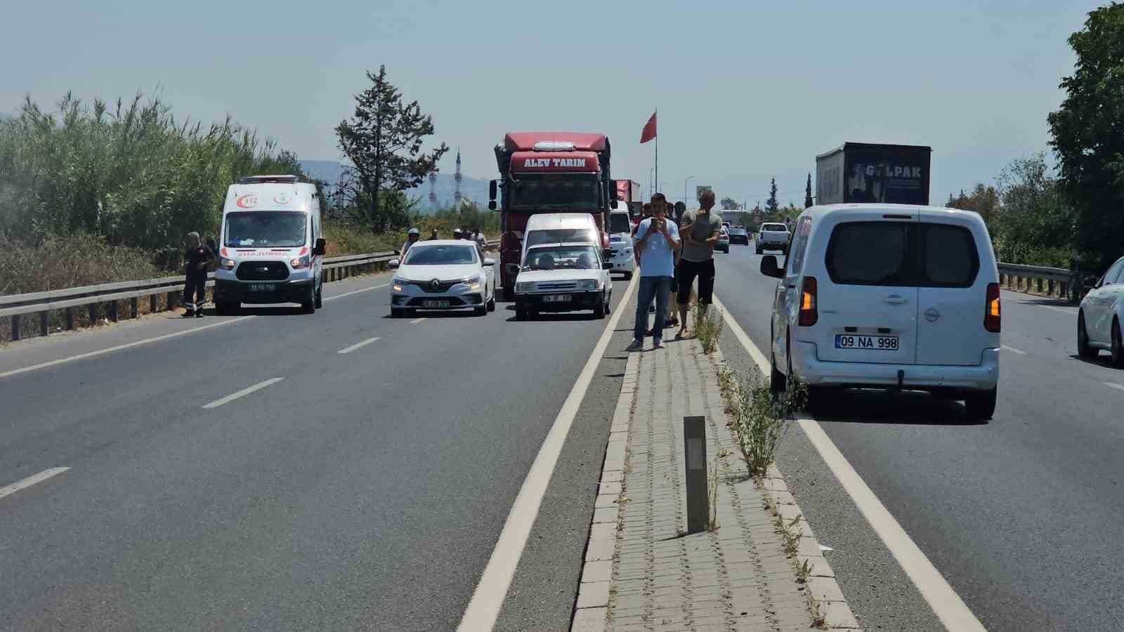 Seyir halindeki otomobil küle döndü
