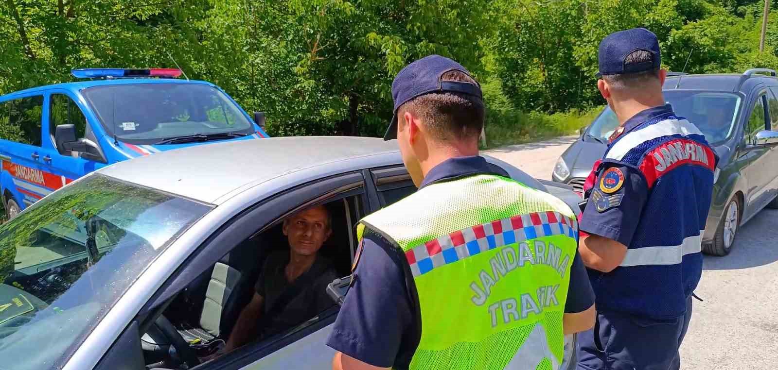 Sinop’ta jandarma trafik denetimi
