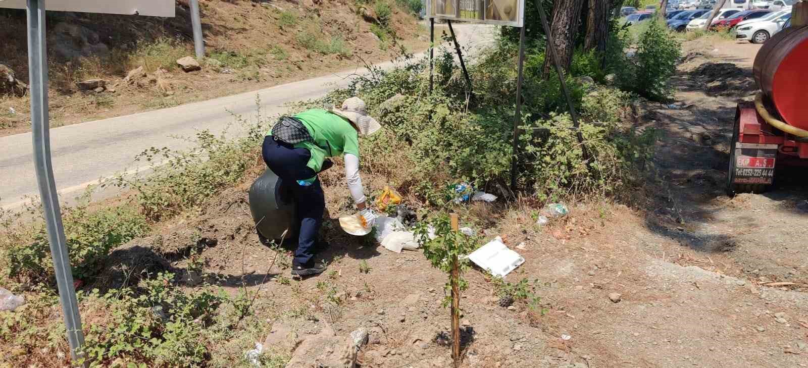 Marmaris’te 9 günde 3 bin ton çöp toplandı
