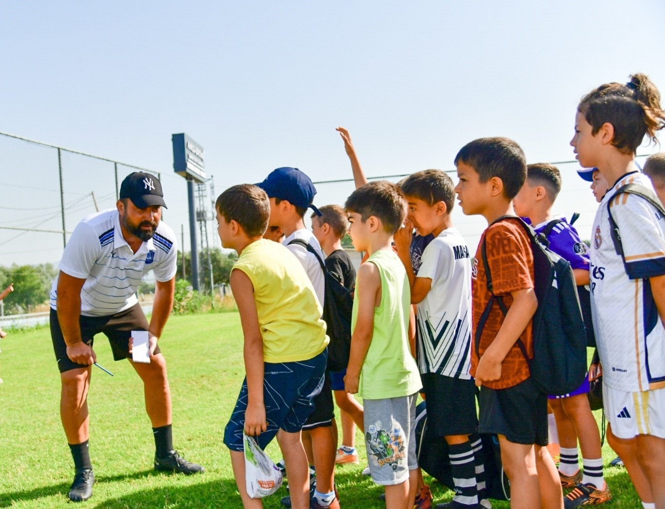 Yunusemre’de yaz spor okulları açıldı
