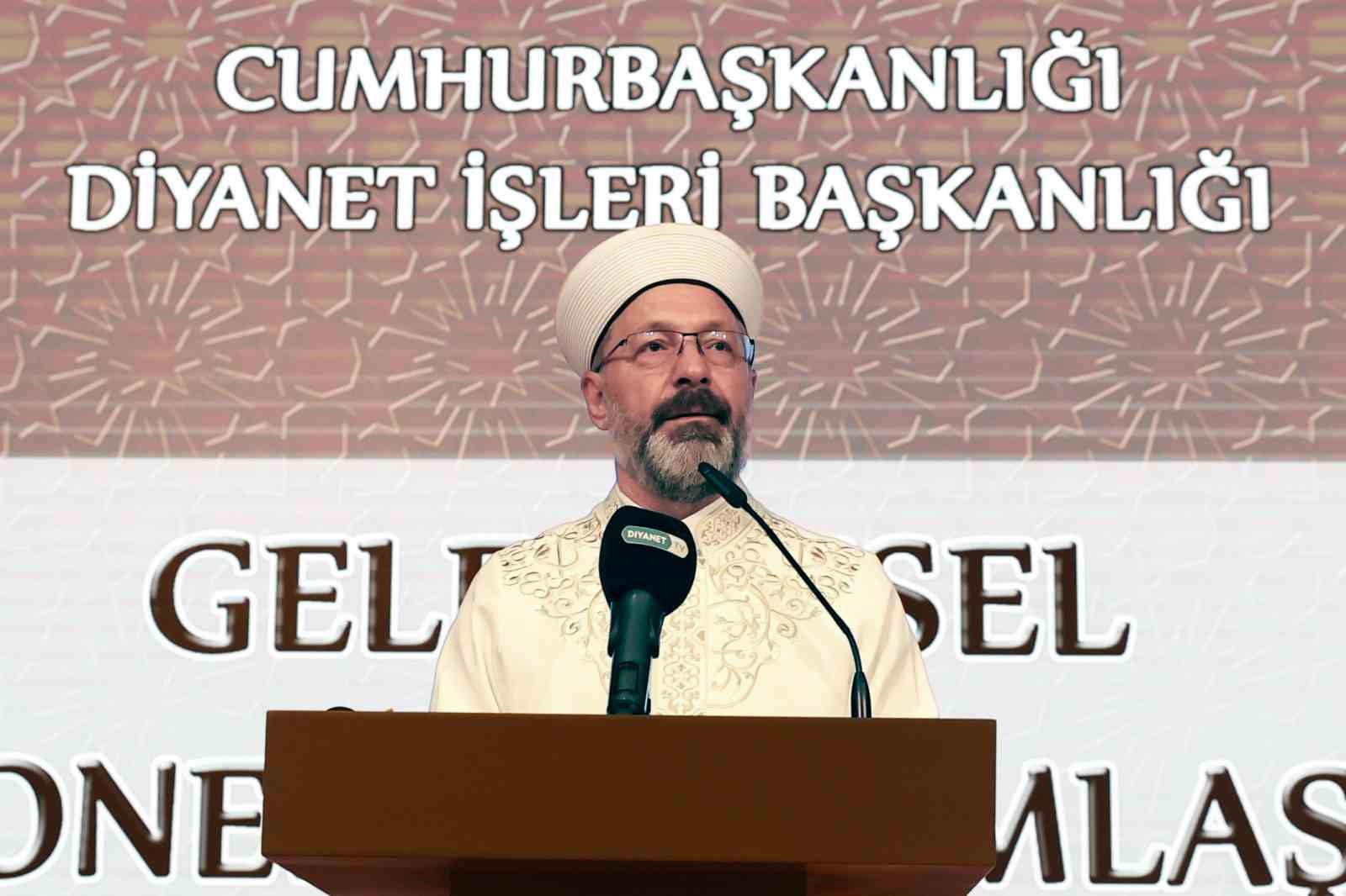 Diyanet İşleri Başkanı Erbaş: “747 bin 52 hisse kurbanı 35 milyona yakın insanın sofrasına ulaştırmaya gayret ettik”
