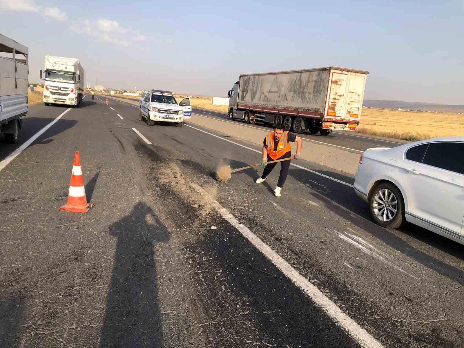 Cizre’de tanker tıra arkadan çarptı: 1 yaralı
