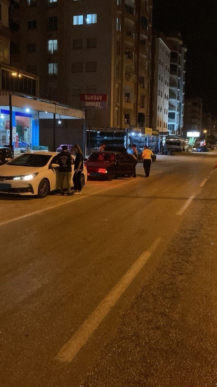 Kozan polisi aranan 6 şüpheliyi yakaladı
