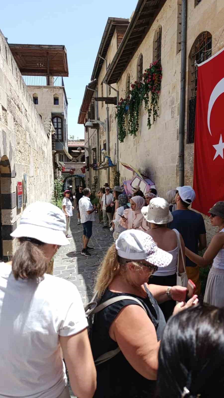 Büyükşehir’in müzeleri ve doğal yaşam parkı, ziyaretçi akınına uğradı
