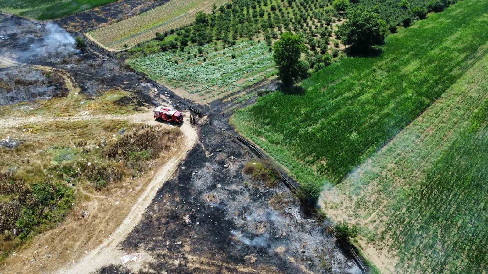 Düzce’de anız yangını uzun süre sonra kontrol altına alındı
