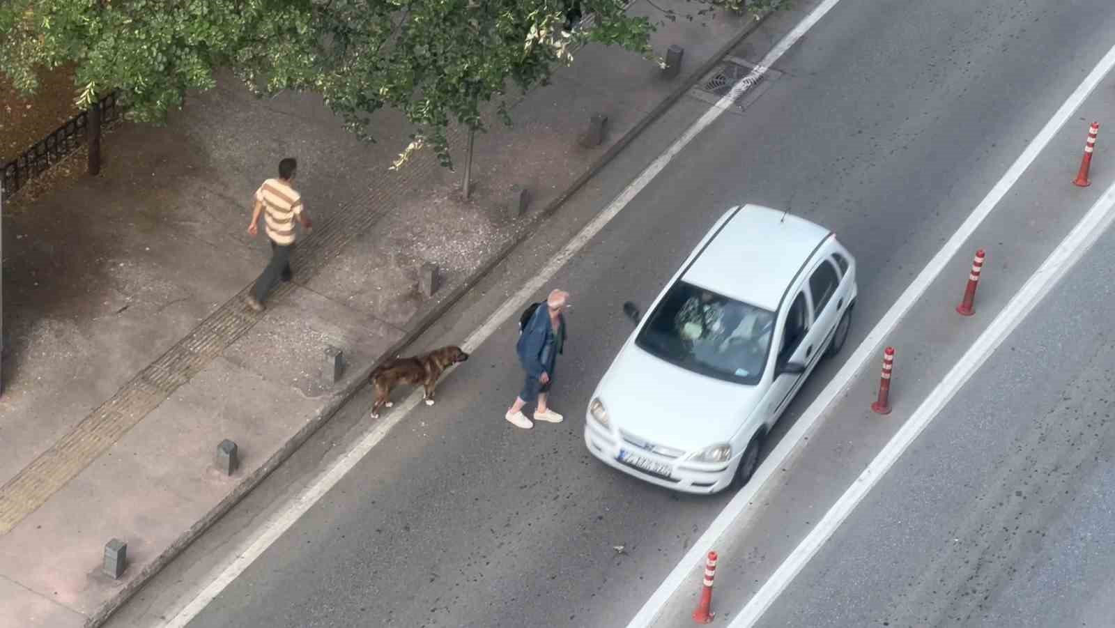 Şişede durduğu gibi durmadı: Alkollü şahıs trafiği tehlikeye düşürdü
