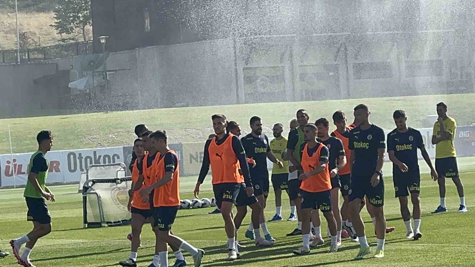 Fenerbahçe sezonu Topuk Yaylası’nda açtı
