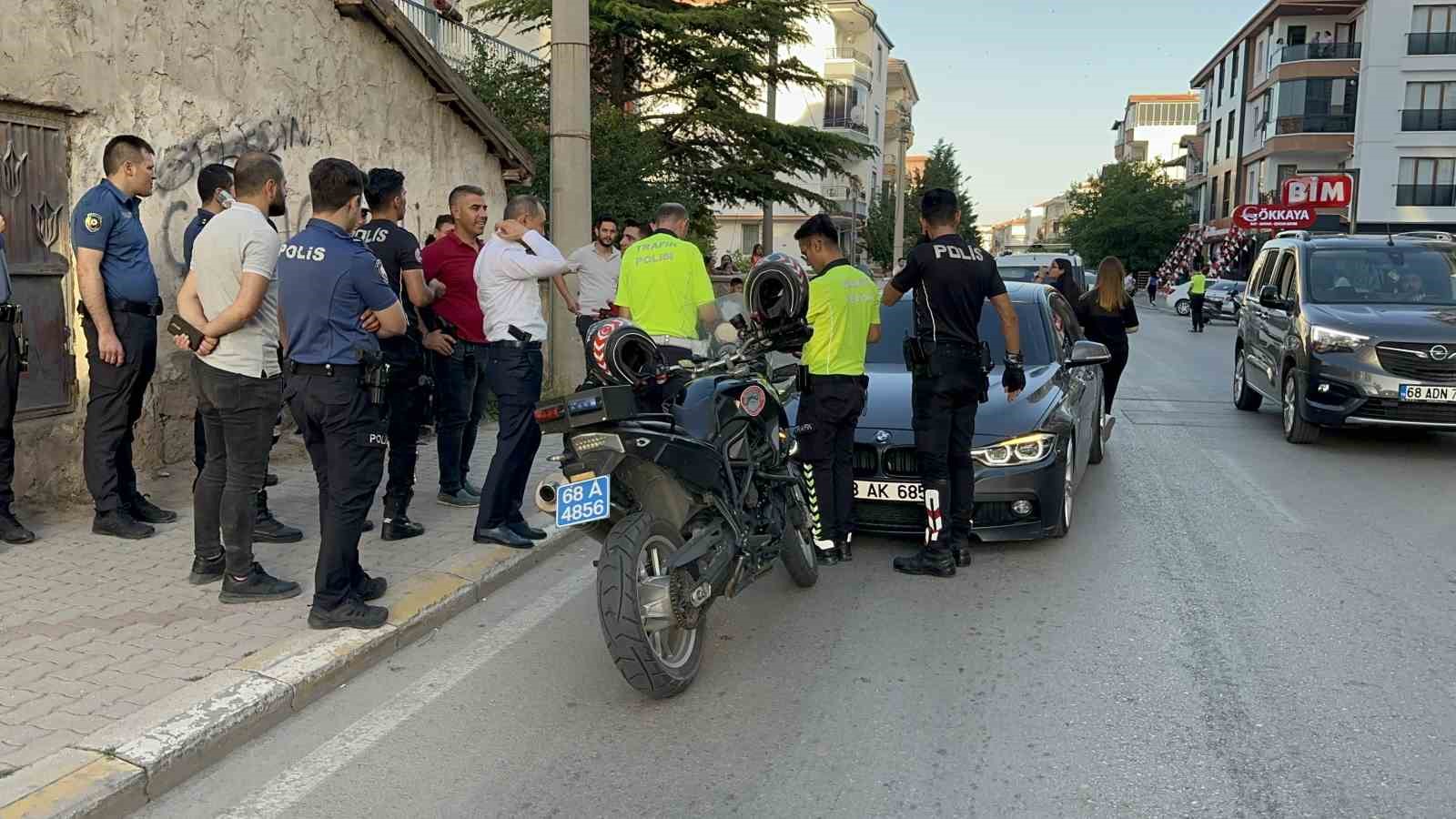 Aksaray’da ehliyetsiz sürücü polis kovalamacası sonucu yakalandı
