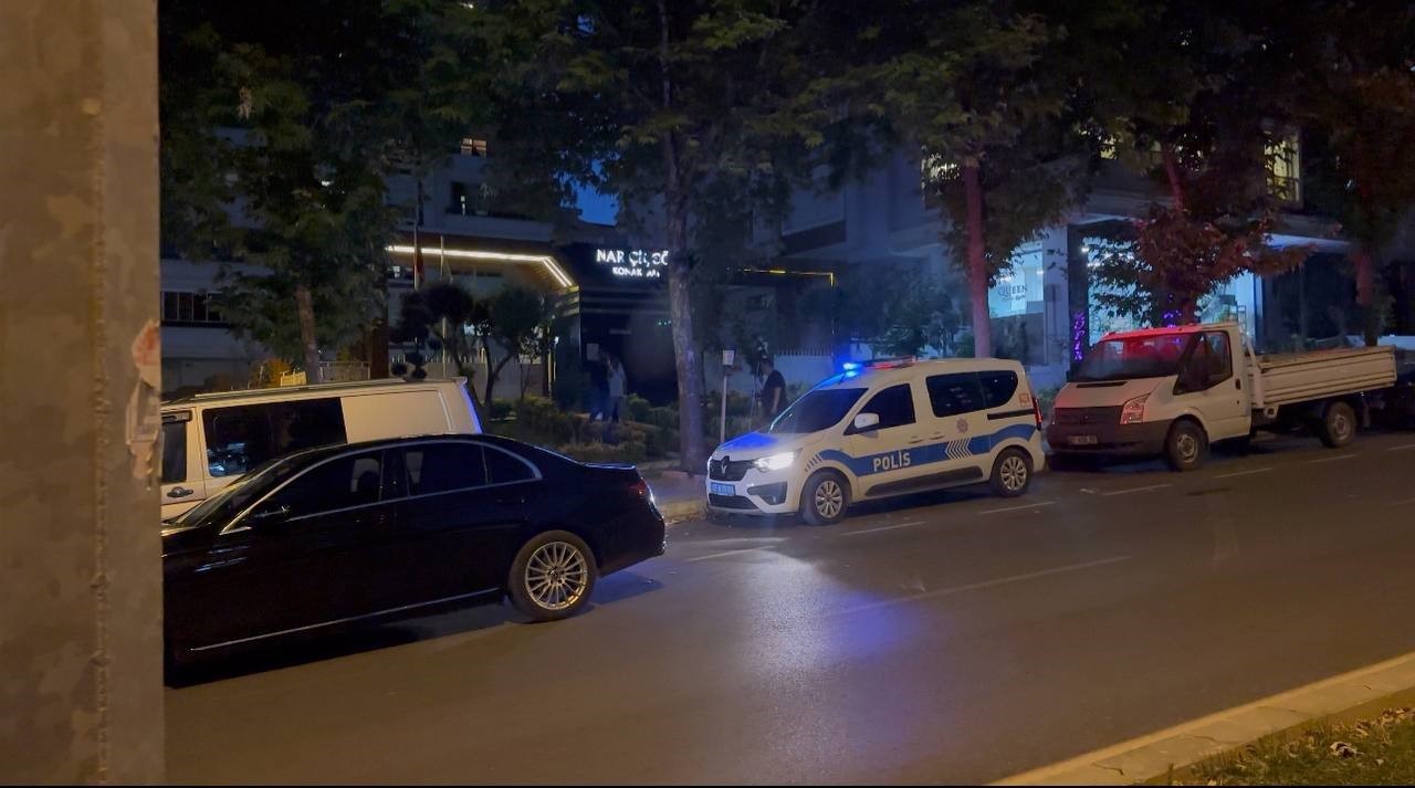 Gaziantep’te lüks sitede taşlı ve sopalı kavga: 3 yaralı
