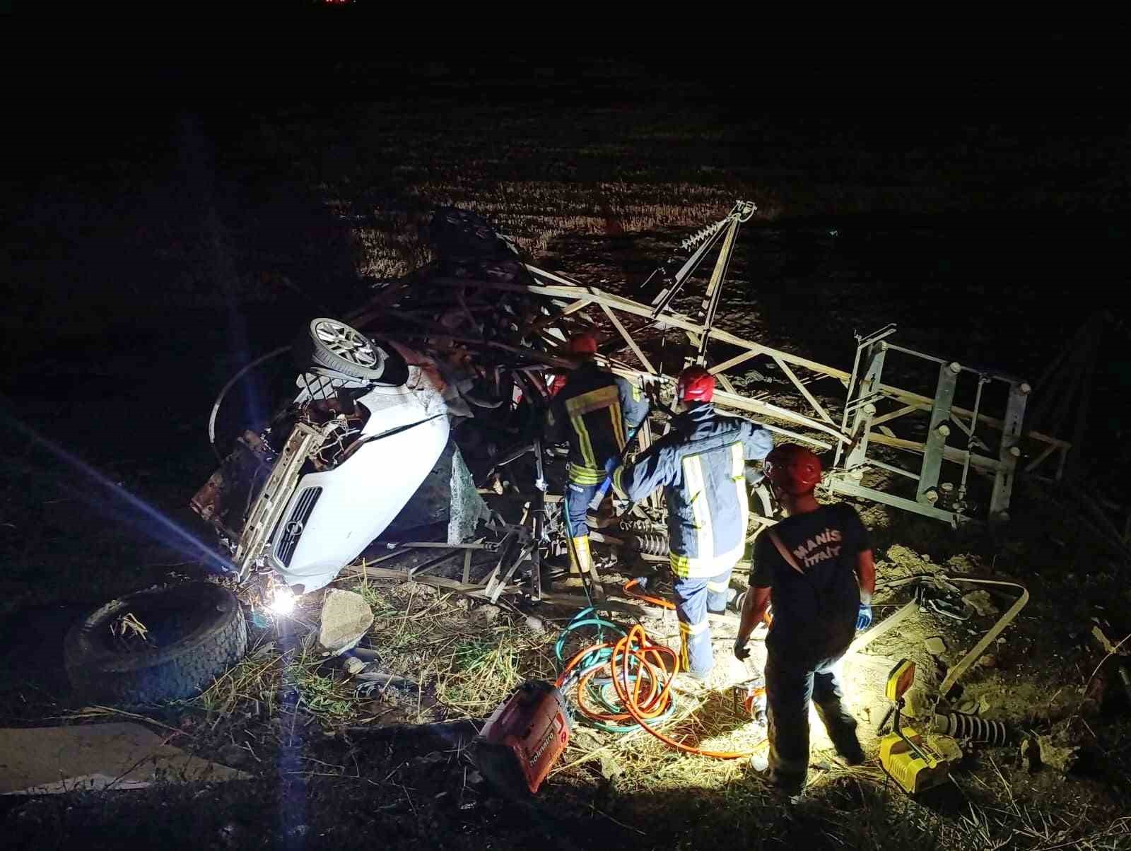 Manisa’da otomobil tarlaya uçtu: 1 ölü
