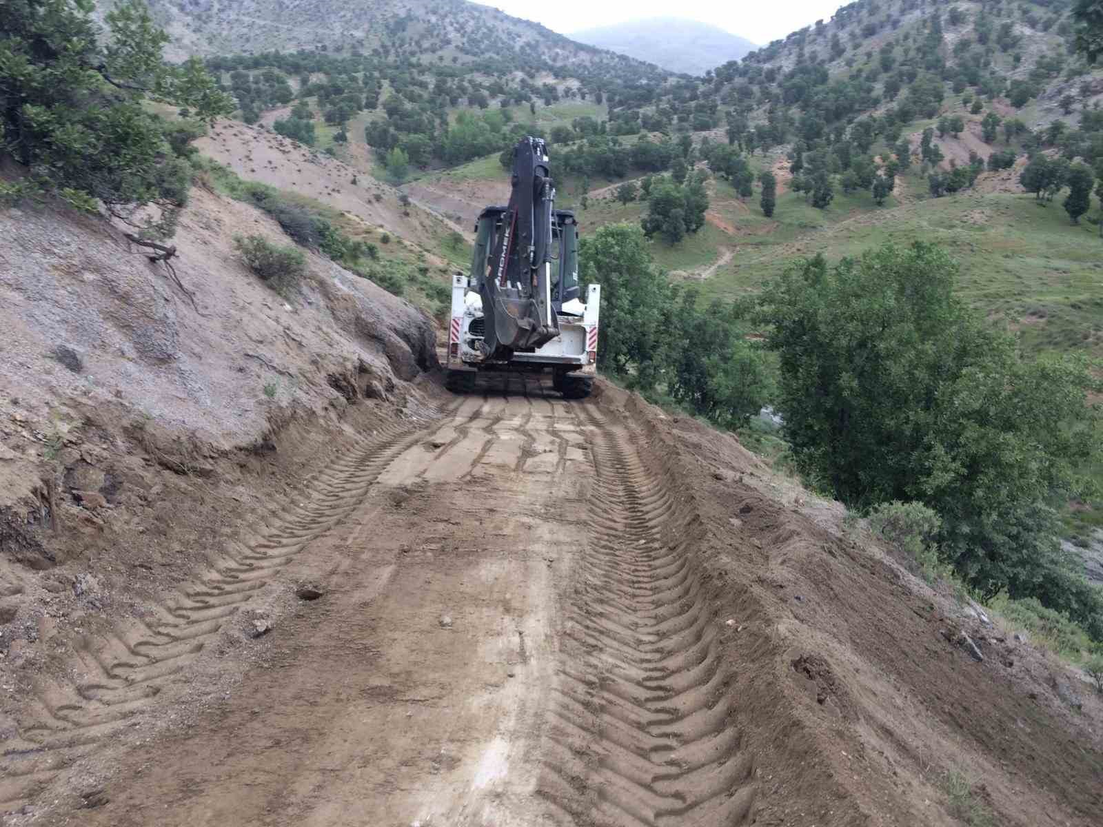 Doğanşehir Belediyesi’nin üst ve alt yapı çalışmaları sürüyor
