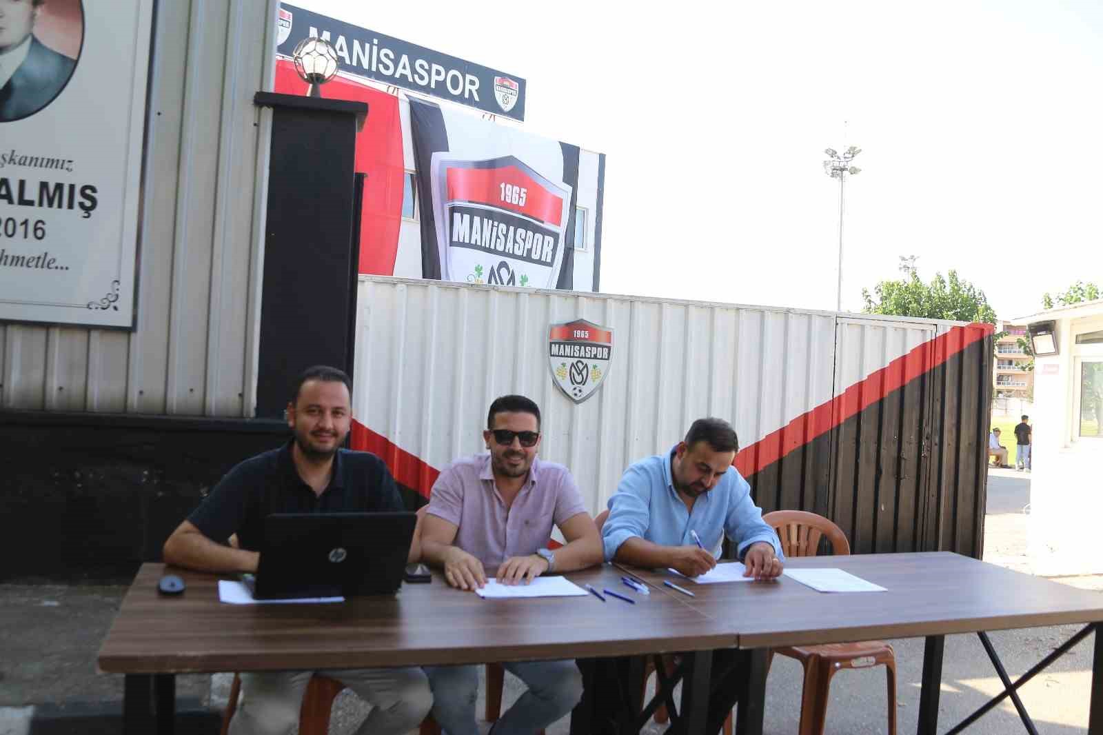 Manisaspor’un yeni Başkanı Gencay Esendağ oldu
