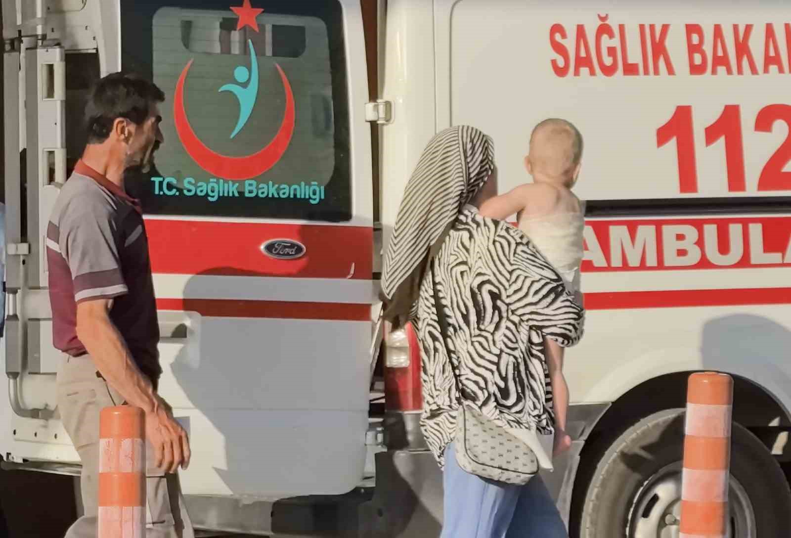 1,5 yaşındaki bebeğin üzerine kaynar su döküldü
