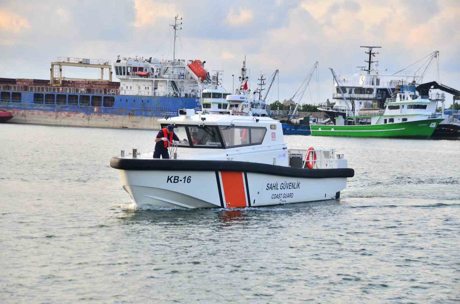 Denizde kaybolan gencin cesedi bulundu
