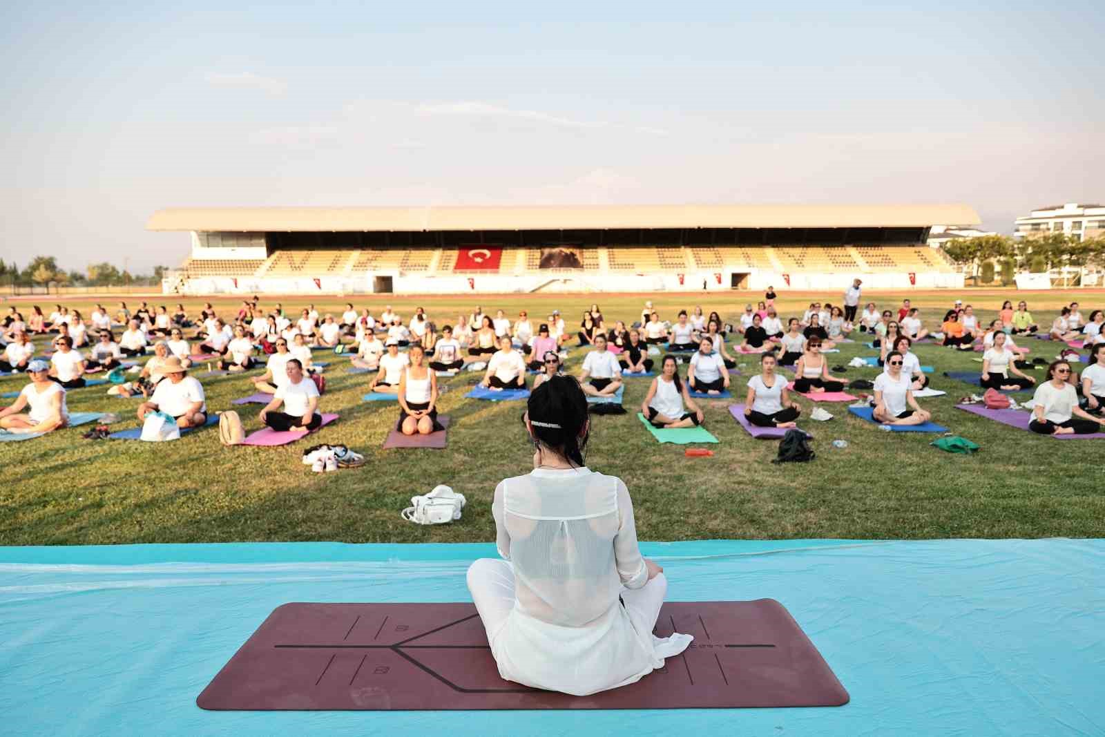 Denizli’de Dünya Yoga Günü kadınlarla kutlandı
