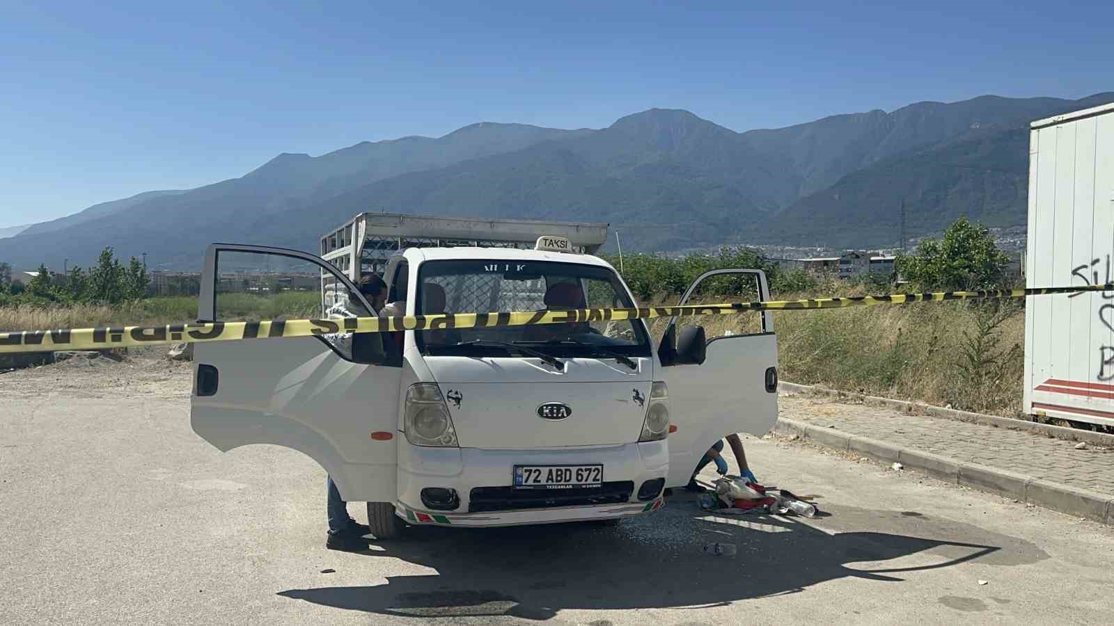 Bursa’da para yüzünden husumetli olduğu kişiyi vurdu
