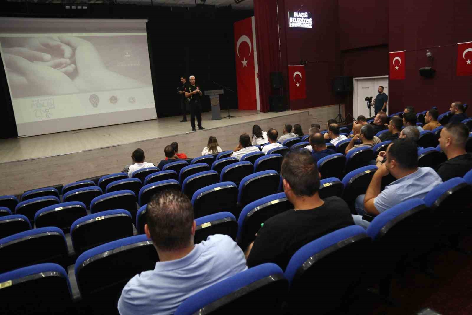 Elazığ Belediyesi çalışanlarına narko-rehber semineri verildi
