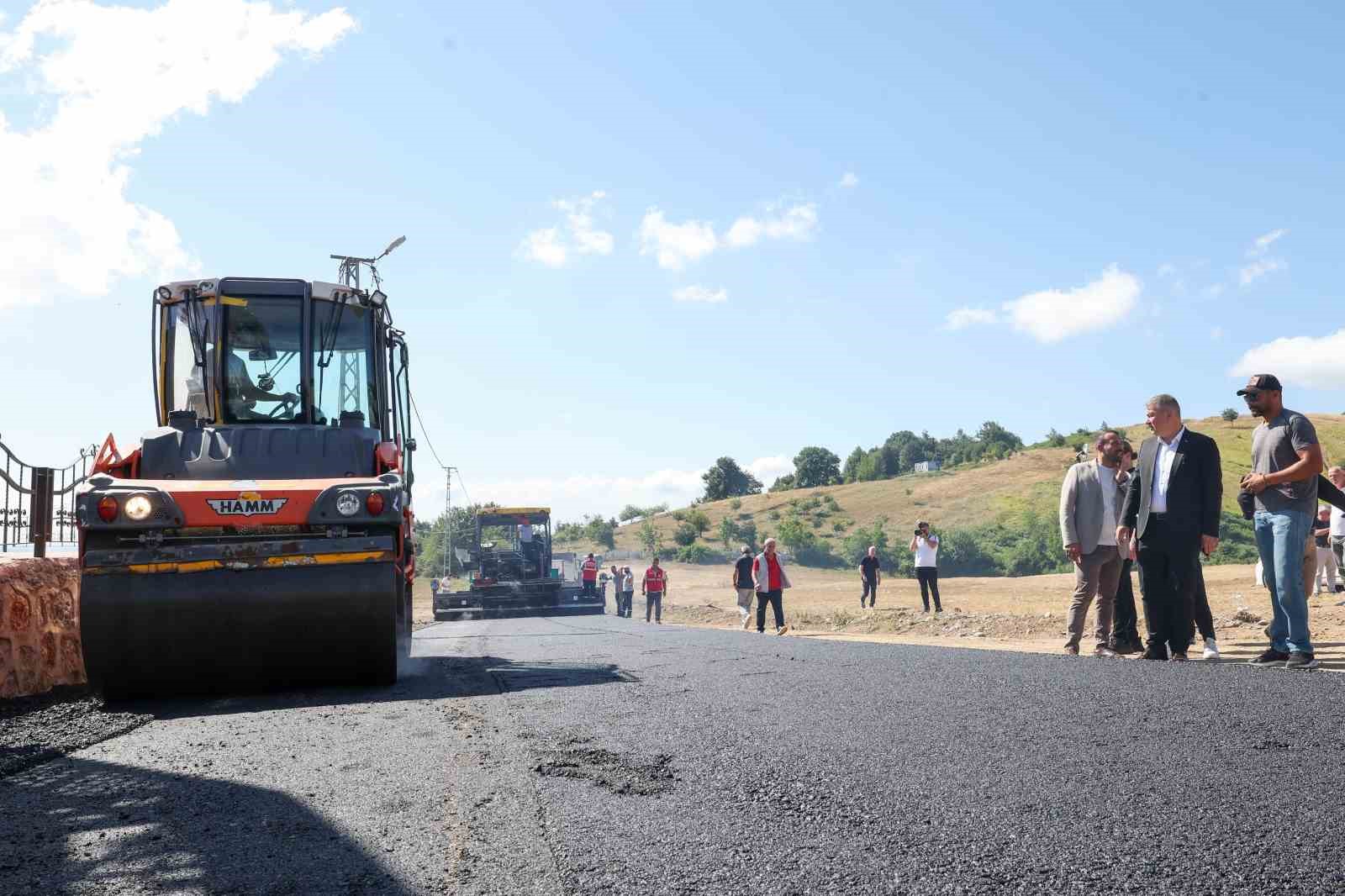 Serdivan Kırantepe yolu asfalt çalışmaları başladı
