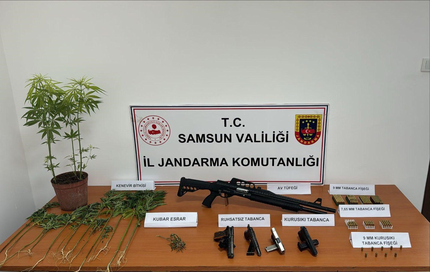 Jandarmadan uyuşturucu ve silah operasyonu: 2 gözaltı
