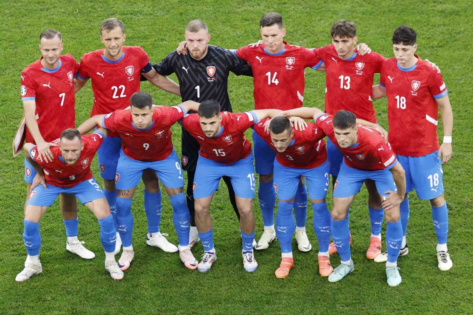 EURO 2024: Çekya: 0 - Türkiye: 0 (Maç devam ediyor)
