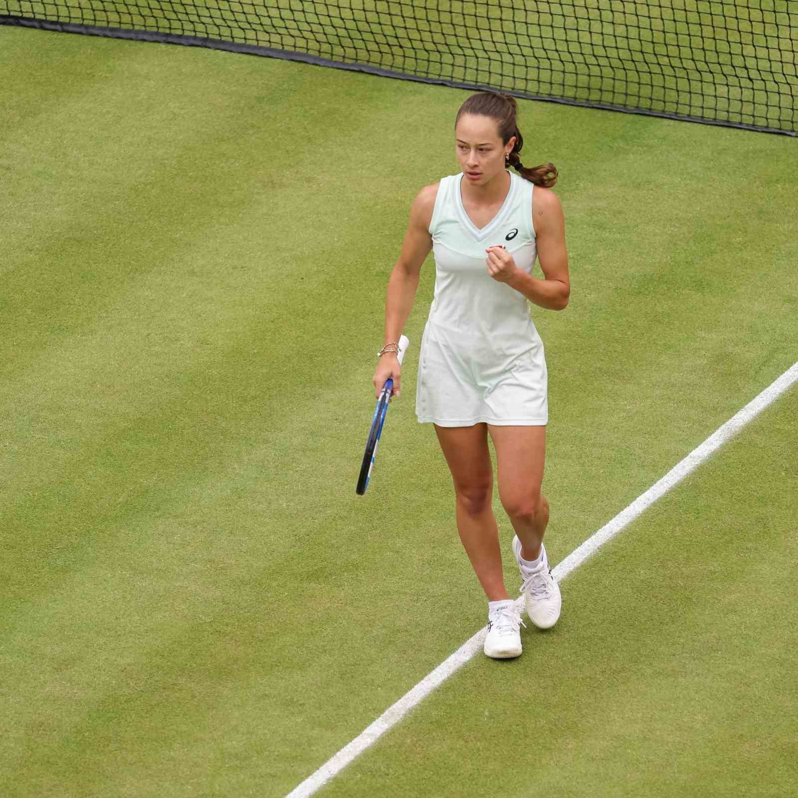 Zeynep Sönmez Wimbledon’da elemelerin final turuna yükseldi
