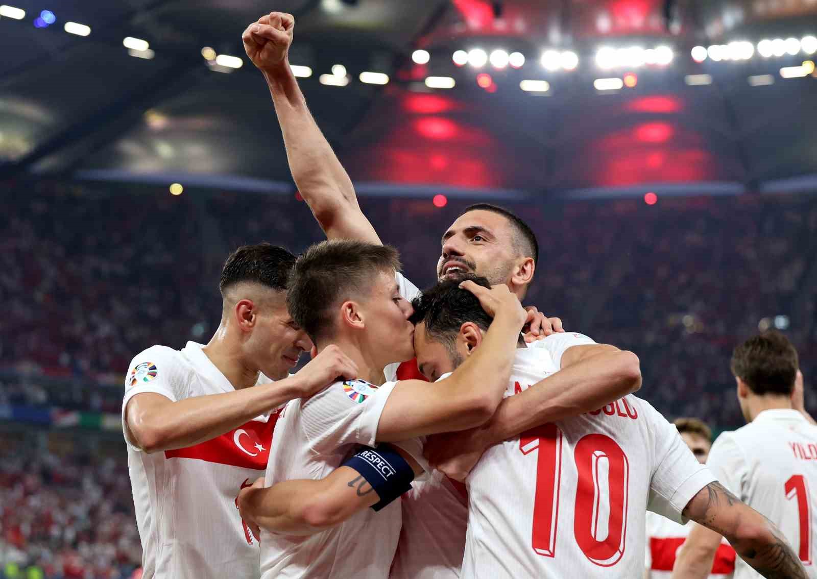 EURO 2024: Çekya: 1 - Türkiye: 2 (Maç sonucu)
