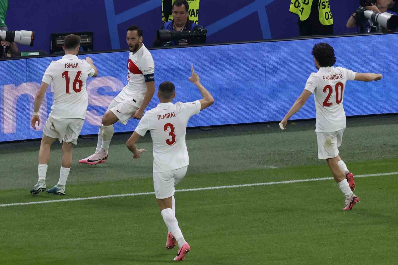 EURO 2024: Çekya: 1 - Türkiye: 2 (Maç sonucu)
